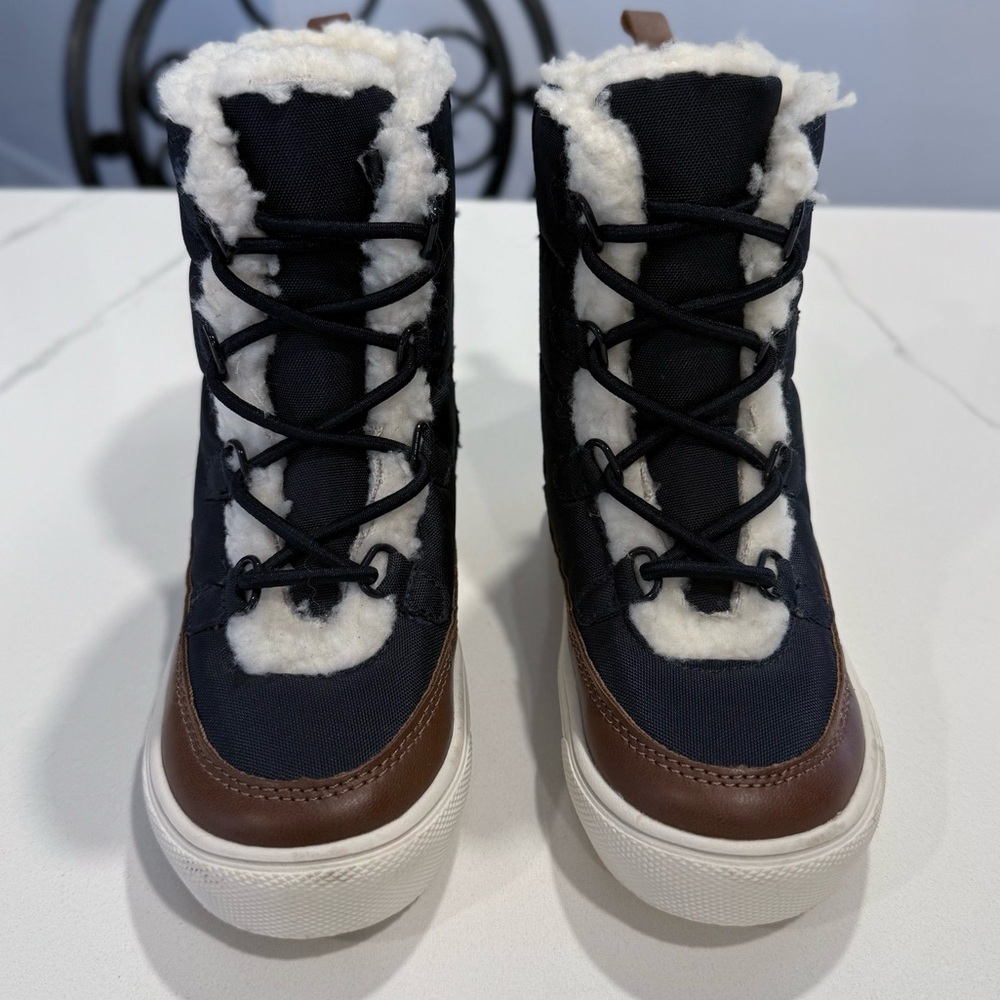 Old Navy • Kids Winter Boots